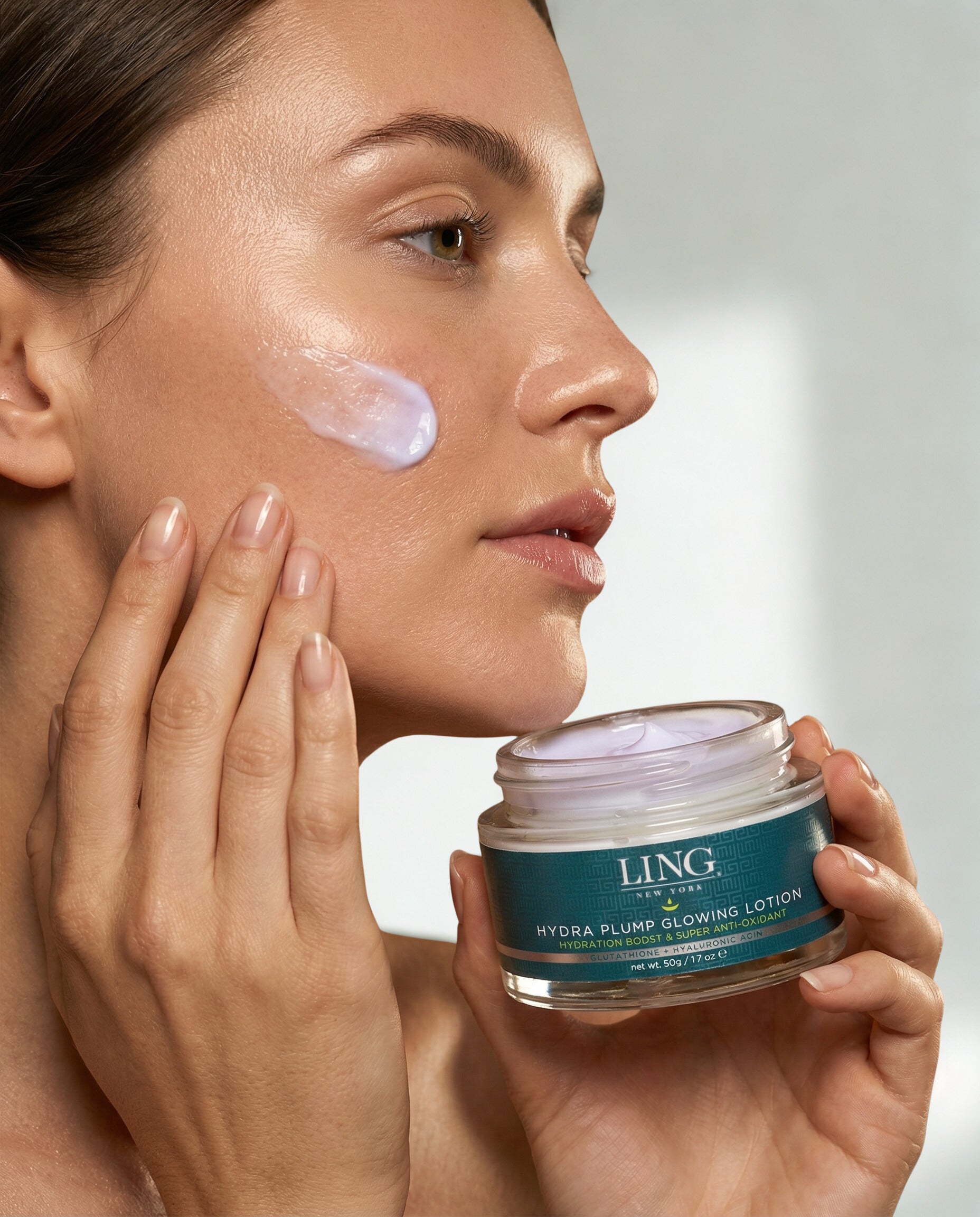 Hydra Plump Glowing Lotion (Hydration Boost & Super Anti-oxidant)